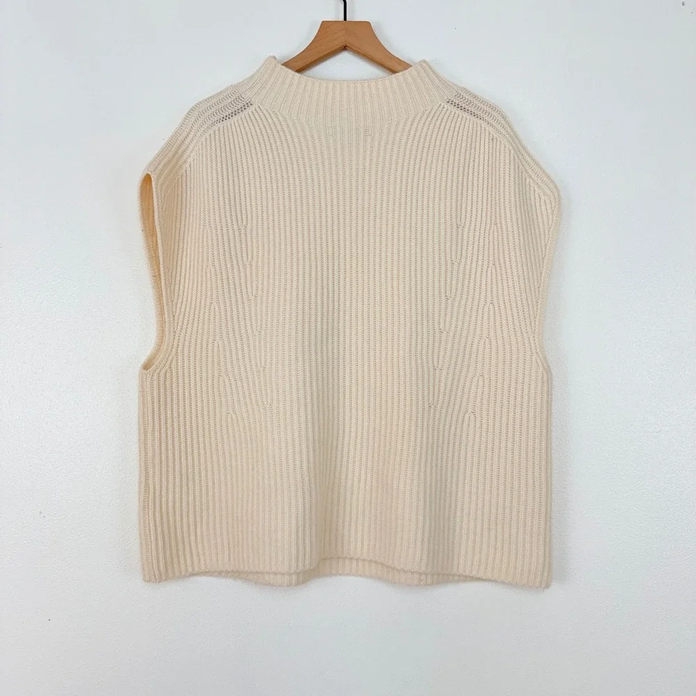 Banana Republic Oversized Sweater Vest M/L Cream Mock‎ Neck Cashmere Merino Wool